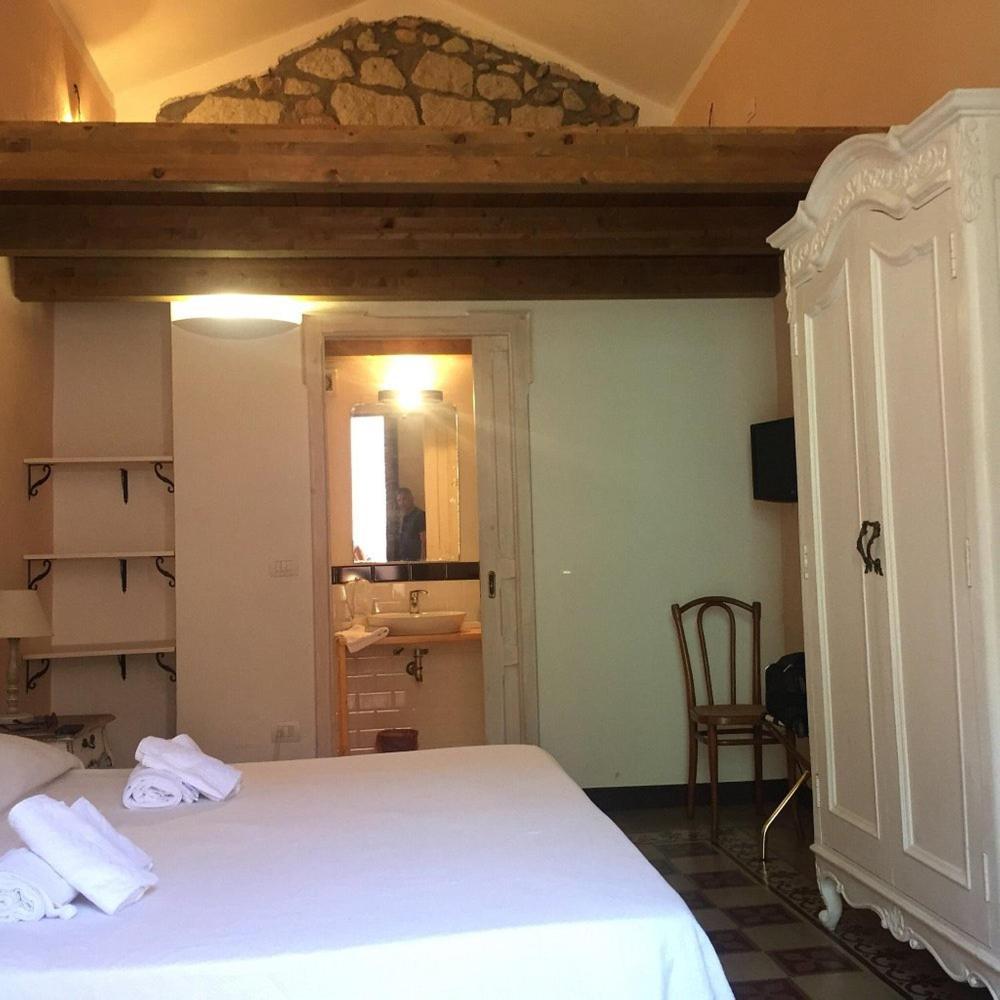 Corso 41 Hotel Боза Екстериор снимка
